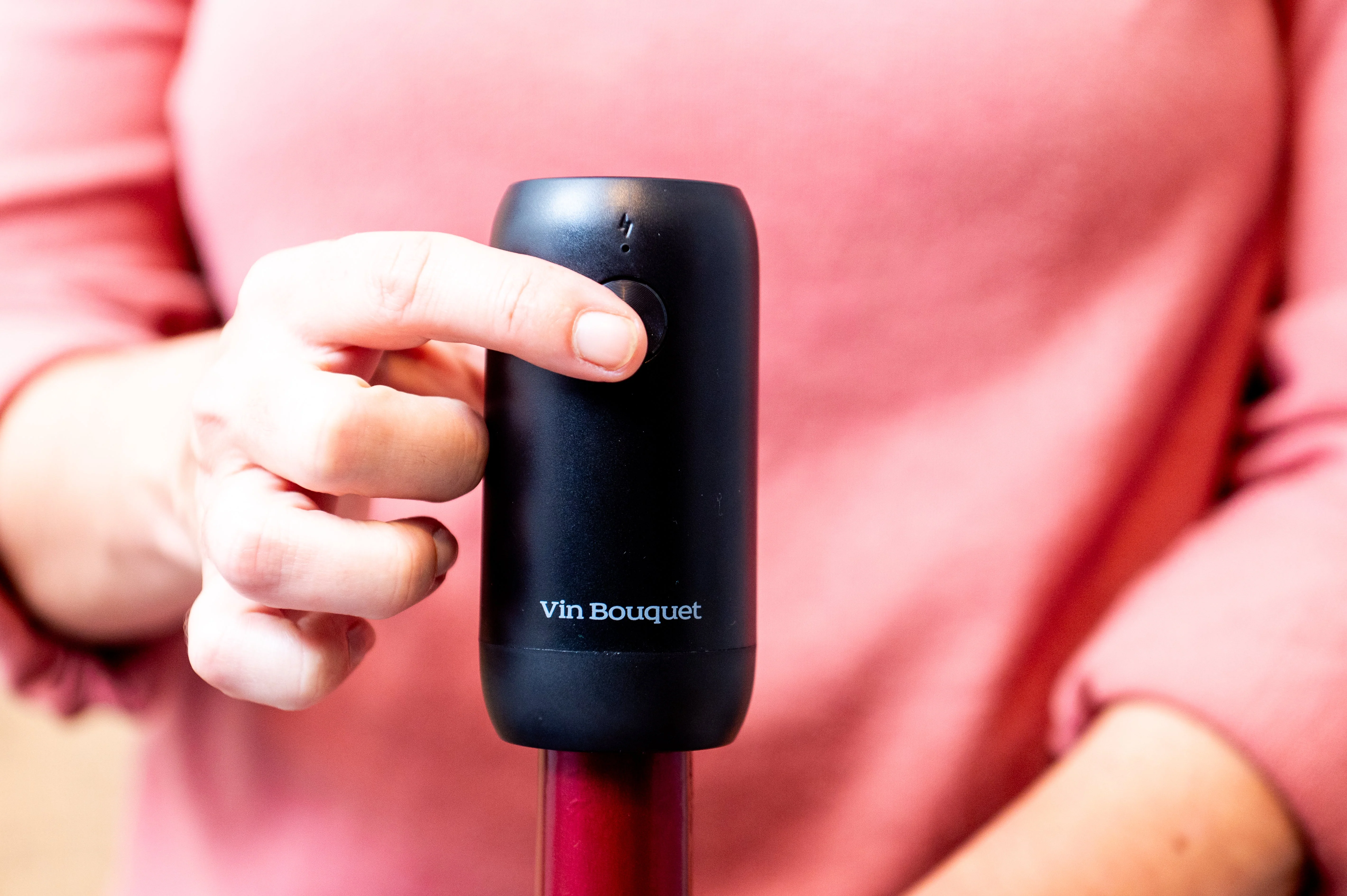 Tapón Automático de Vacío con Luz para Vino - Image 3